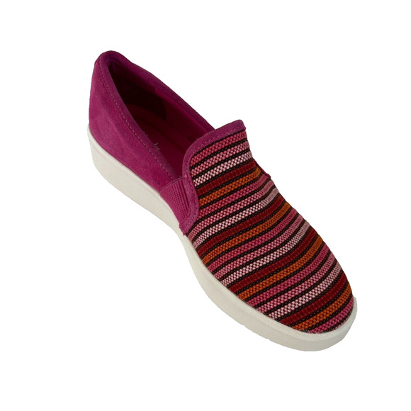 Clarks Collection Double Gore Slip-Ons Layton Petal Fuchsia Size 8M Closet Basic - Picture 1 of 8